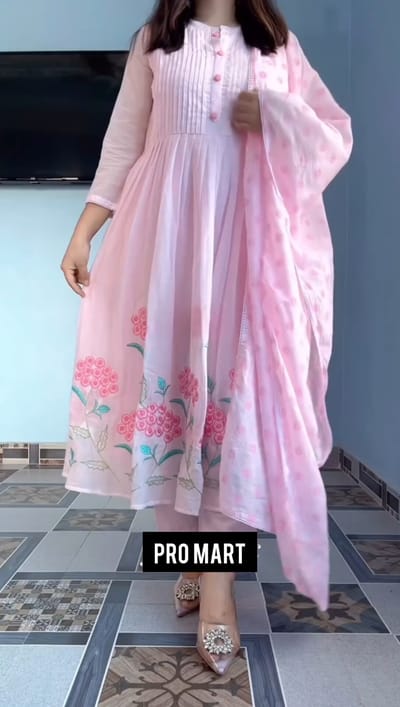 প্রিমিয়াম গাউন এম্ভ্রডারি থ্রি-পিস সেট - Image 2