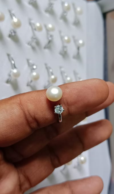 Pearl Adjustable Finger ring
