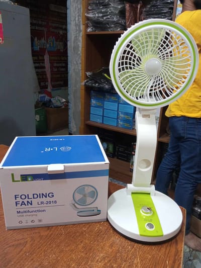 𝐋𝐑 𝐟𝐚𝐧 (𝐀𝐝𝐣𝐮𝐬𝐭𝐚𝐛𝐥𝐞 𝐫𝐞𝐜𝐡𝐚𝐫𝐠𝐞𝐚𝐛𝐥𝐞 𝐟𝐨𝐥𝐝𝐢𝐧𝐠 𝐟𝐚𝐧 𝐰𝐢𝐭𝐡 𝐥𝐞𝐝 𝐥𝐢𝐠𝐡𝐭) - Image 2