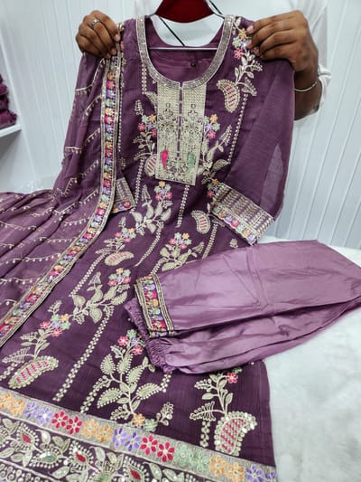 Readymade Three Piece - Image 1