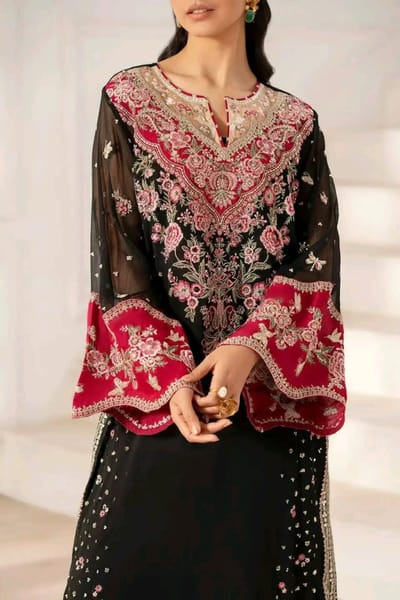 জর্জেট এমব্রয়ডারি থ্রি পিস - Image 1