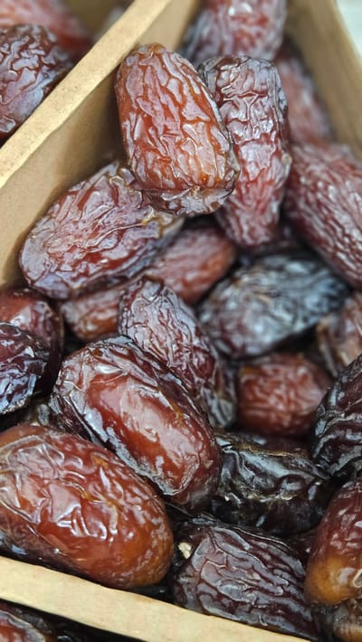 Medjul Super Jumbo Dates -500gm