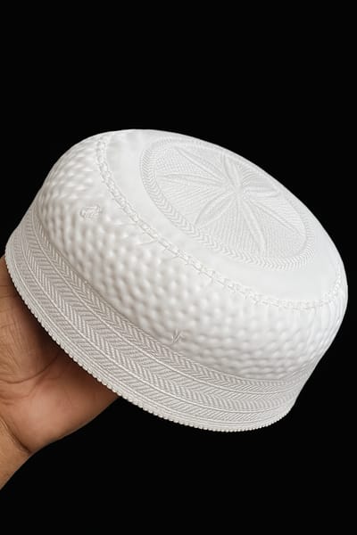 বুগিছ টুপি - Bugis Tupi