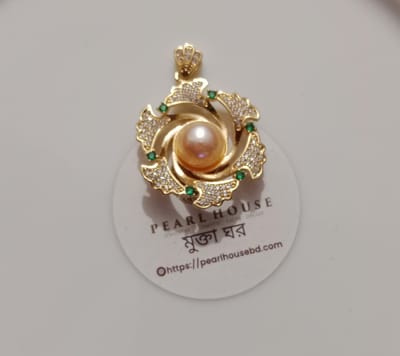 Pearl Locket