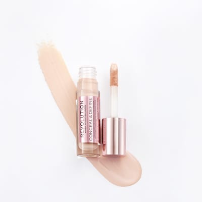 Revolution Conceal & Define 16H Full Coverage Concealer C3 - Image 4
