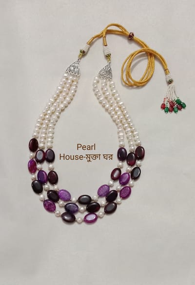 Exclusive Pearl Necklace