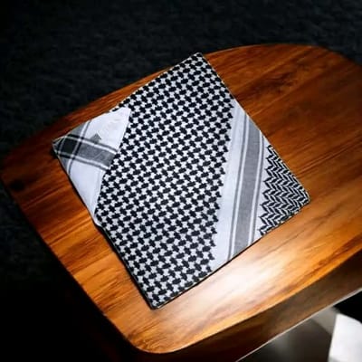 প্রিমিয়াম এরাবিয়ান রুমাল