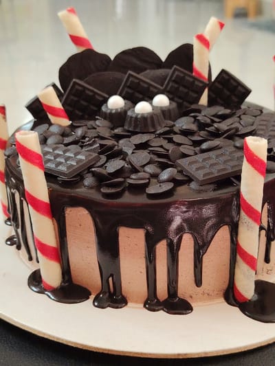 Chocolate Overloaded- 1.5 Pound