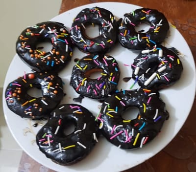 Donats- 8 Pcs
