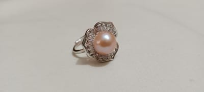 Pearl Adjustable Finger Ring