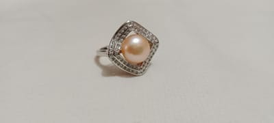 Pearl Adjustable Finger Ring