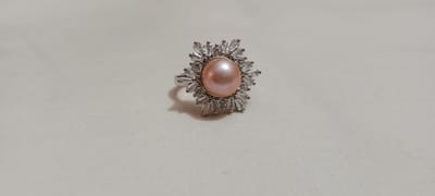 Pearl Adjustable Finger Ring