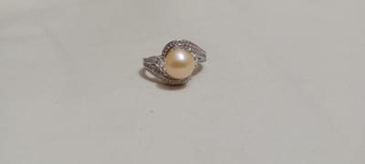 Pearl Adjustable Finger Ring