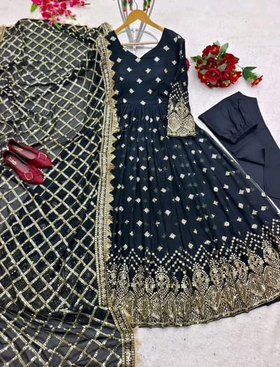 ইন্ডিয়ান গুজরাটি গাউন - Image 1