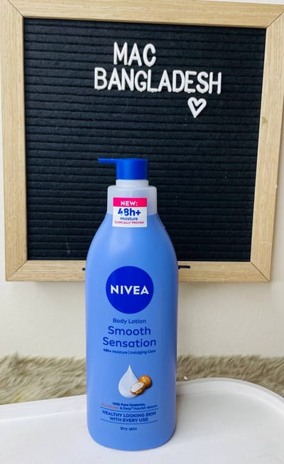 NIVEA Irresistibly Smooth Body Lotion for Dry Skin, 400ml - Image 1