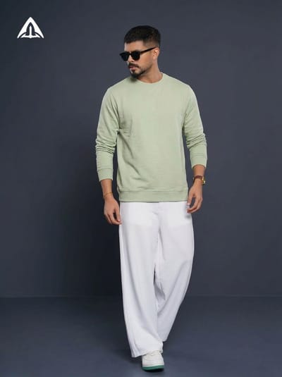 ACENTRIC'S Round-Neck Pullover Sweatshirt - Image 1