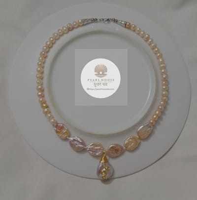 Exclusive Pearl Necklace