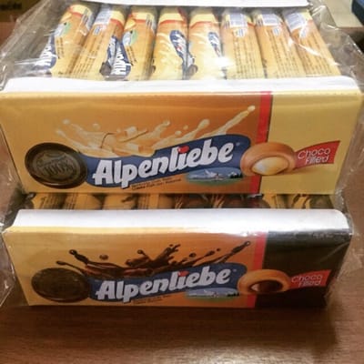 Alpenliebe Gold, Caramel Candy Stick Pack Caramel Candy Sticks (24 x 36 g) - Image 1