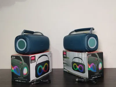 ET-312 Portable Wireless Speaker with RGB Light - Image 3