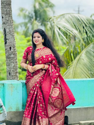 প্রিমিয়াম জাপানি সিল্ক শাড়ী - Image 1