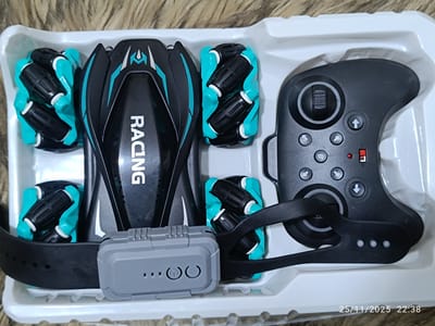 Hand Gesture Stunt Car – 4WD Racing Drift Car with Remote Control (Newest Model)