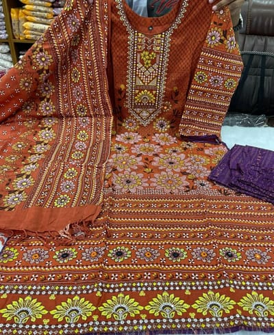 রেডিমেড বুটিকস থ্রি পিস - Image 1