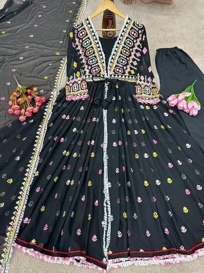 ইন্ডিয়ান গুজরাটি গাউন ফোর পিস - Image 1