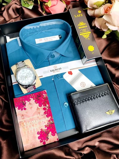 Exclusive Gift Combo Set - Image 1