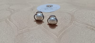 Exclusive Pear Ear Ring
