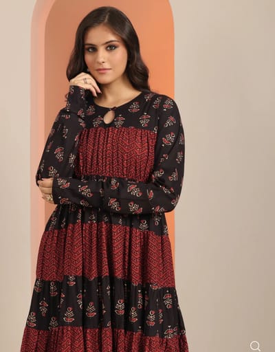 Premium Gawn Kurta Three Piece Set - Image 3