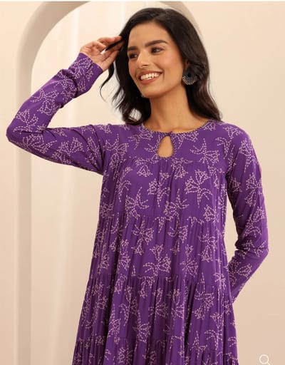 Premium  Gawn Kurta Three Piece Set - Image 5