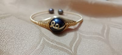 Adjustable Pearl Breslate