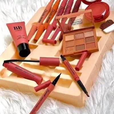 hang fang makeup gift box - Image 1