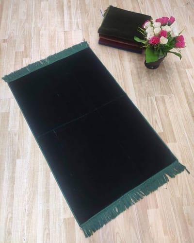 এক কালার প্লেইন তুর্কি জায়নামাজ