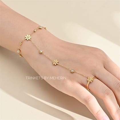 Daisy Hand Chain
