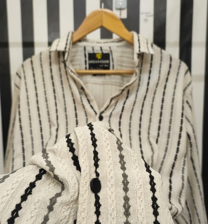 Premium jackward fabrication shirt (Of-white)