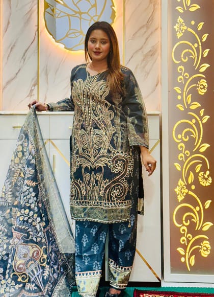 Trendy Luxury Floral Embroidery Design Black Organza Suits 3 Piece