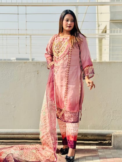 New Eid Collection Luxury Embroidery Work Digital Print Farsi Cut Organza 3 Piece Women Dress - Blush Rose Pink Elegance