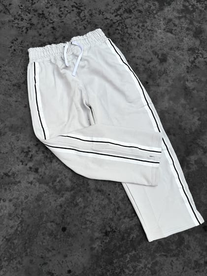 Stripe (Off-White) Oversized Low-Cut Baggy