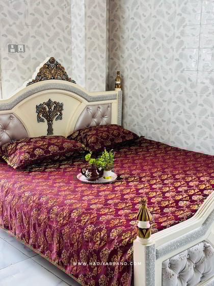 কুমারখালির লাক্সারি বেডকভার- Brownish maroon