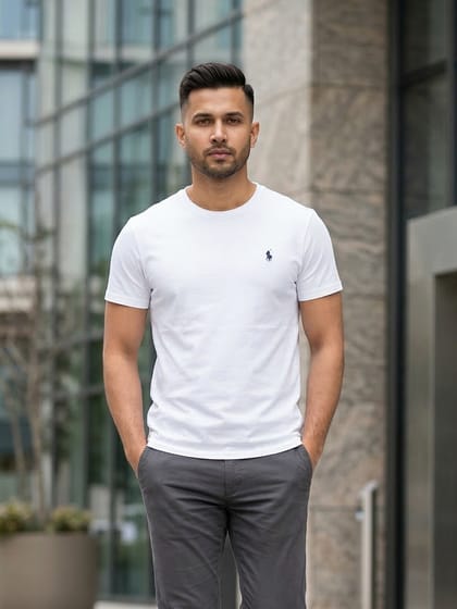 EB01 Classic Fit White RL Embroidery Tshirt