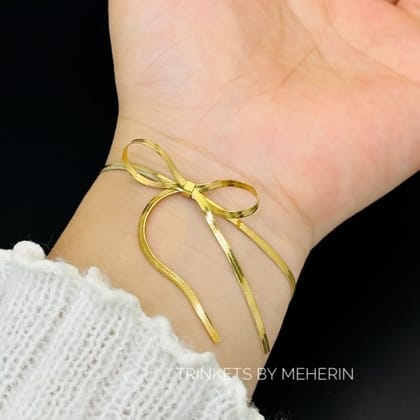 Big bow bracelet