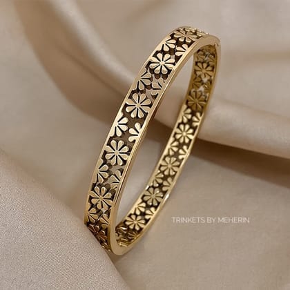 Floral cuff bracelet