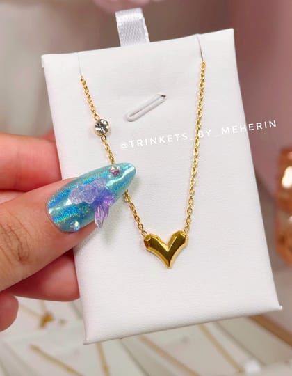 Love pendant neckpiece