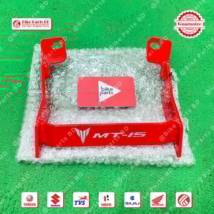 Carir (Black Color, After Market) for Yamaha MT15 bike.