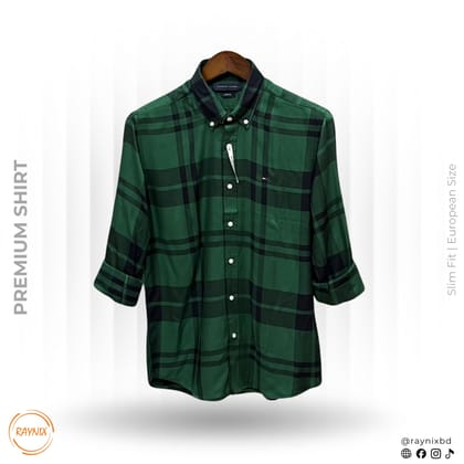 Tommy Hilfiger Men’s Premium Forest Green & Navy Plaid Slim-Fit Shirt