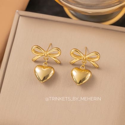 Bow love earring