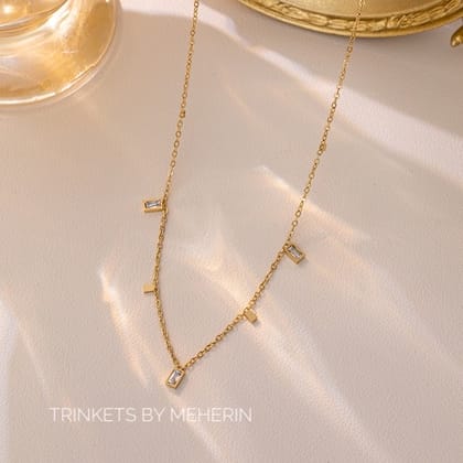 Square stone neckpiece