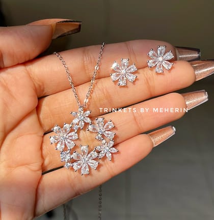 HIGH QUALITY ZIRCON SET