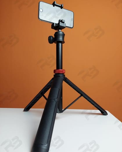 Ulanzi MT44 Extendable Vlog Tripod With 360° Ball Head